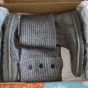 Classic Cardy UGG